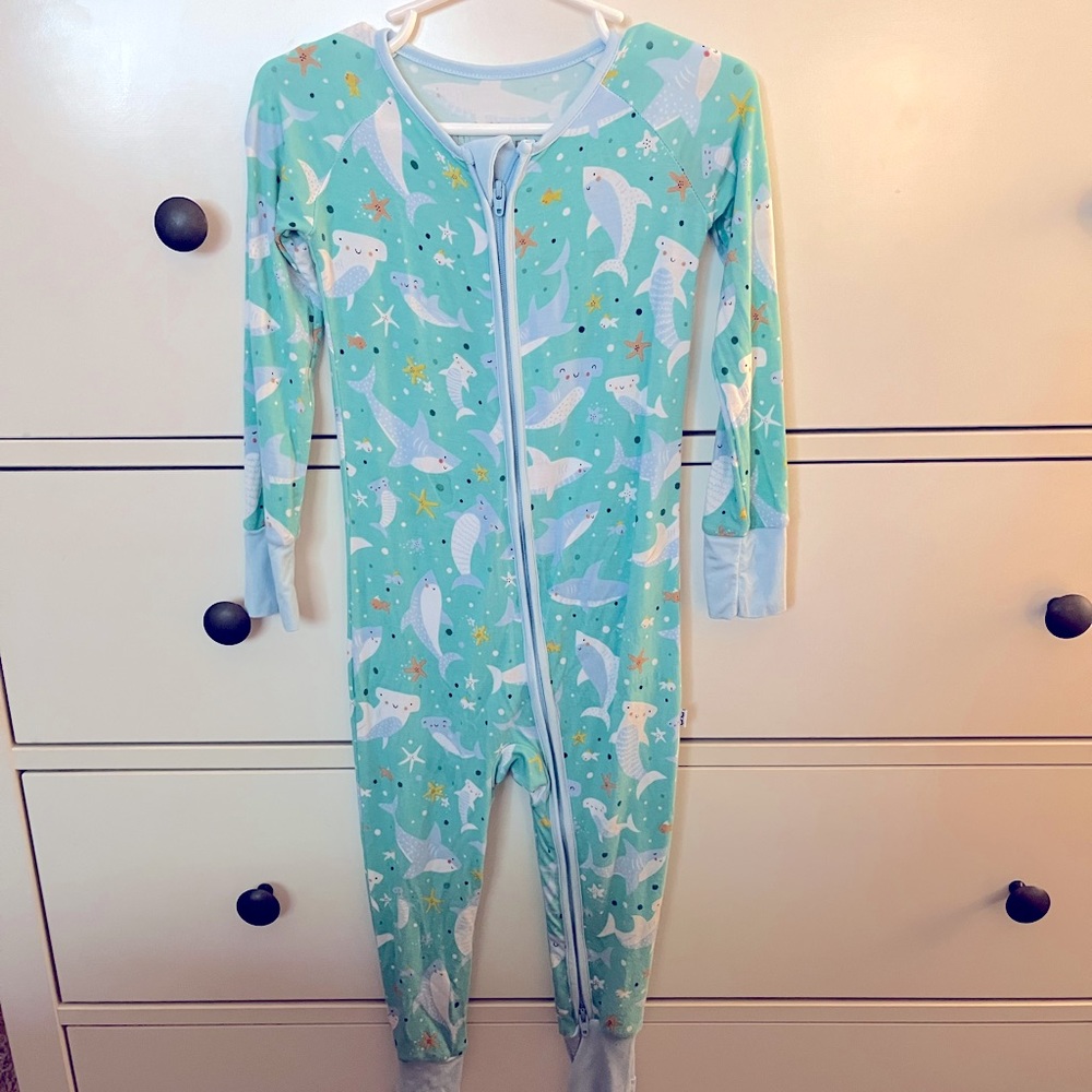 Little sleepies zippy-shark soirée